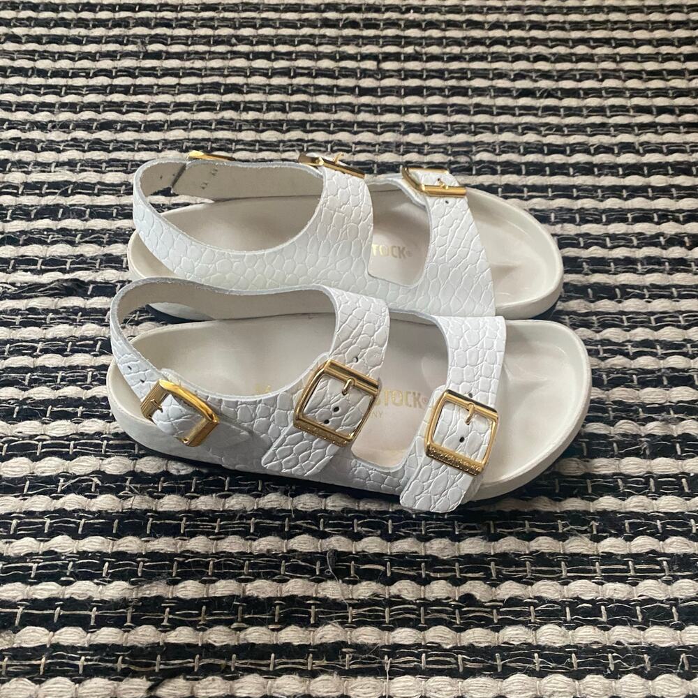 🌿Birkenstock Milano Animal Reptile Print White Embossed Buckle Sandals 36 | 5
